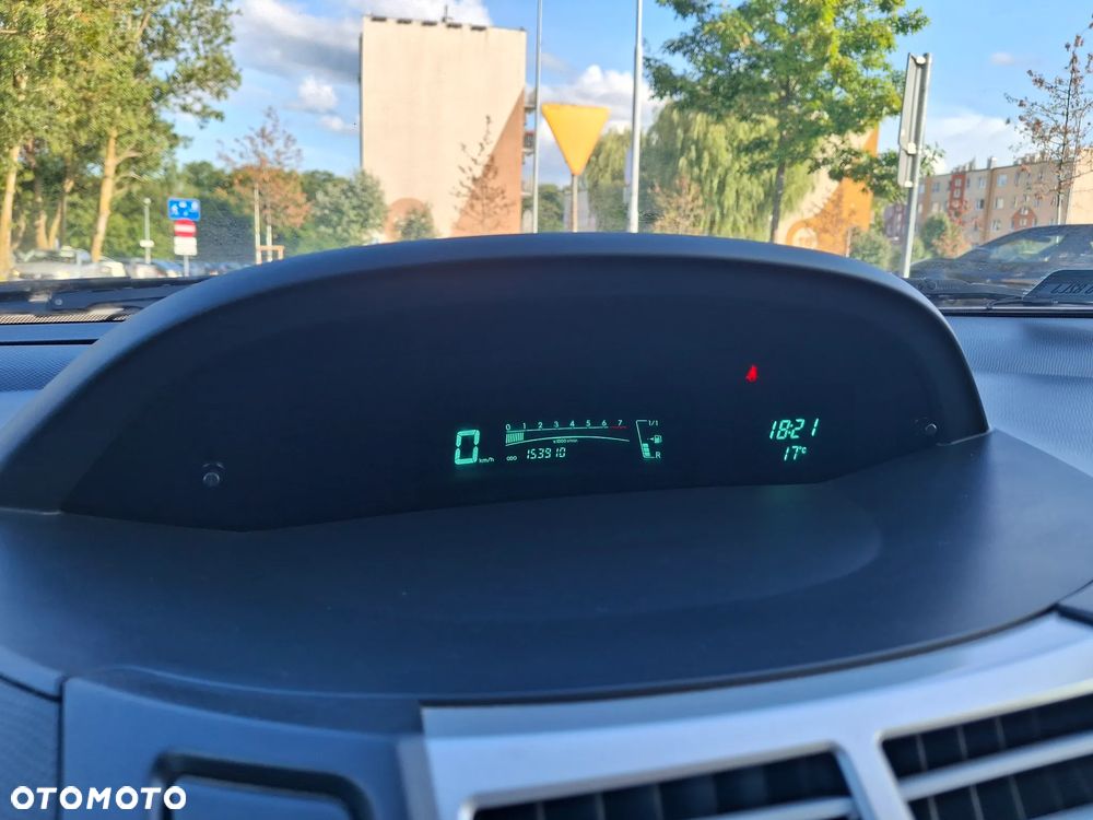 Toyota Yaris 1.0 Luna A/C - 31