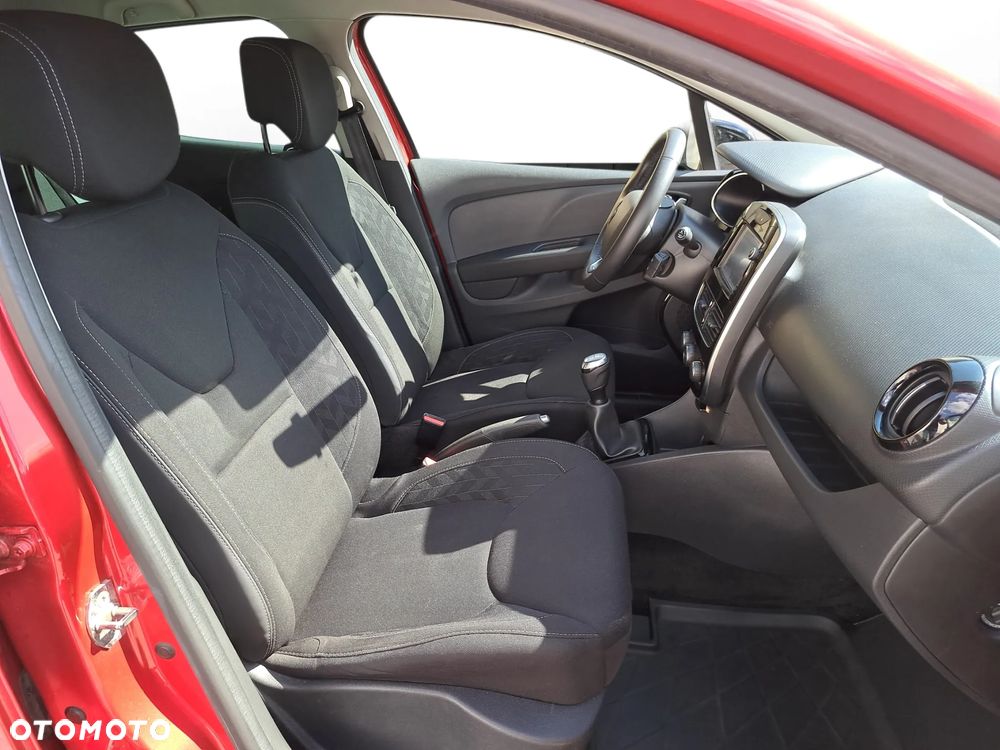 Renault Clio 0.9 TCe Limited - 24