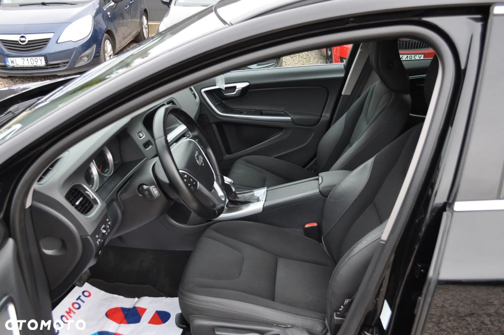 Volvo V60 - 13