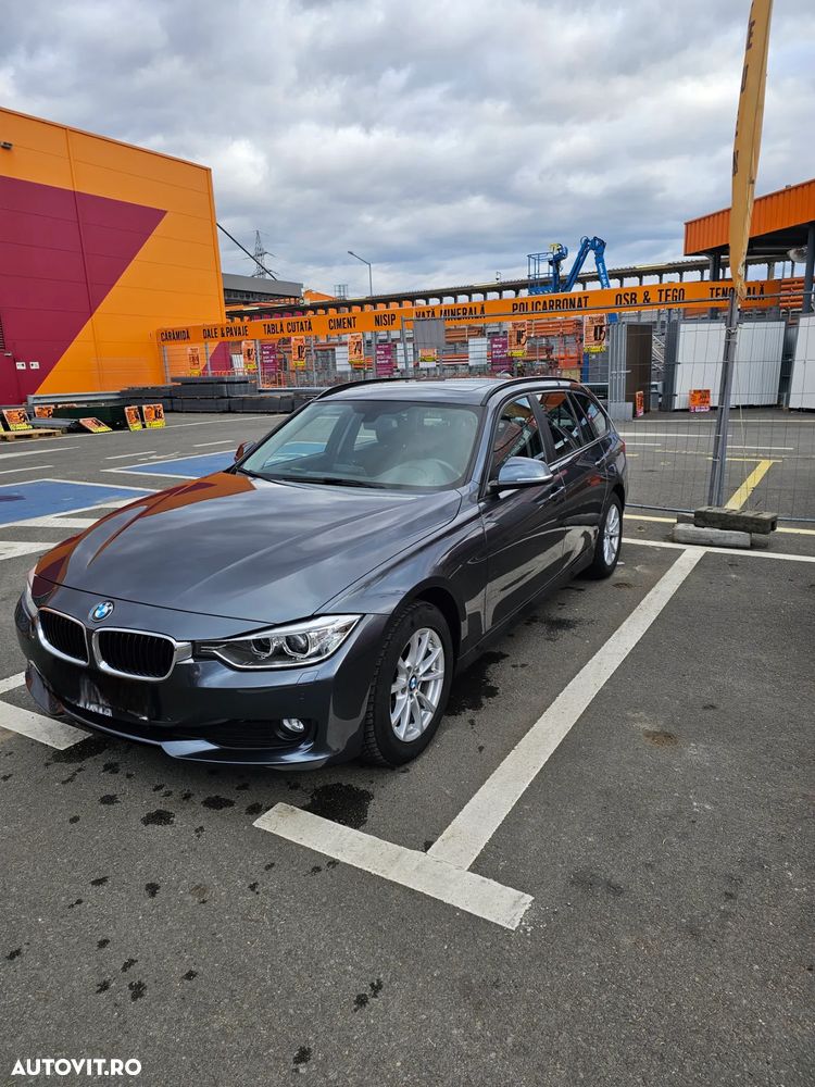 BMW Seria 3 318d xDrive Touring - 1