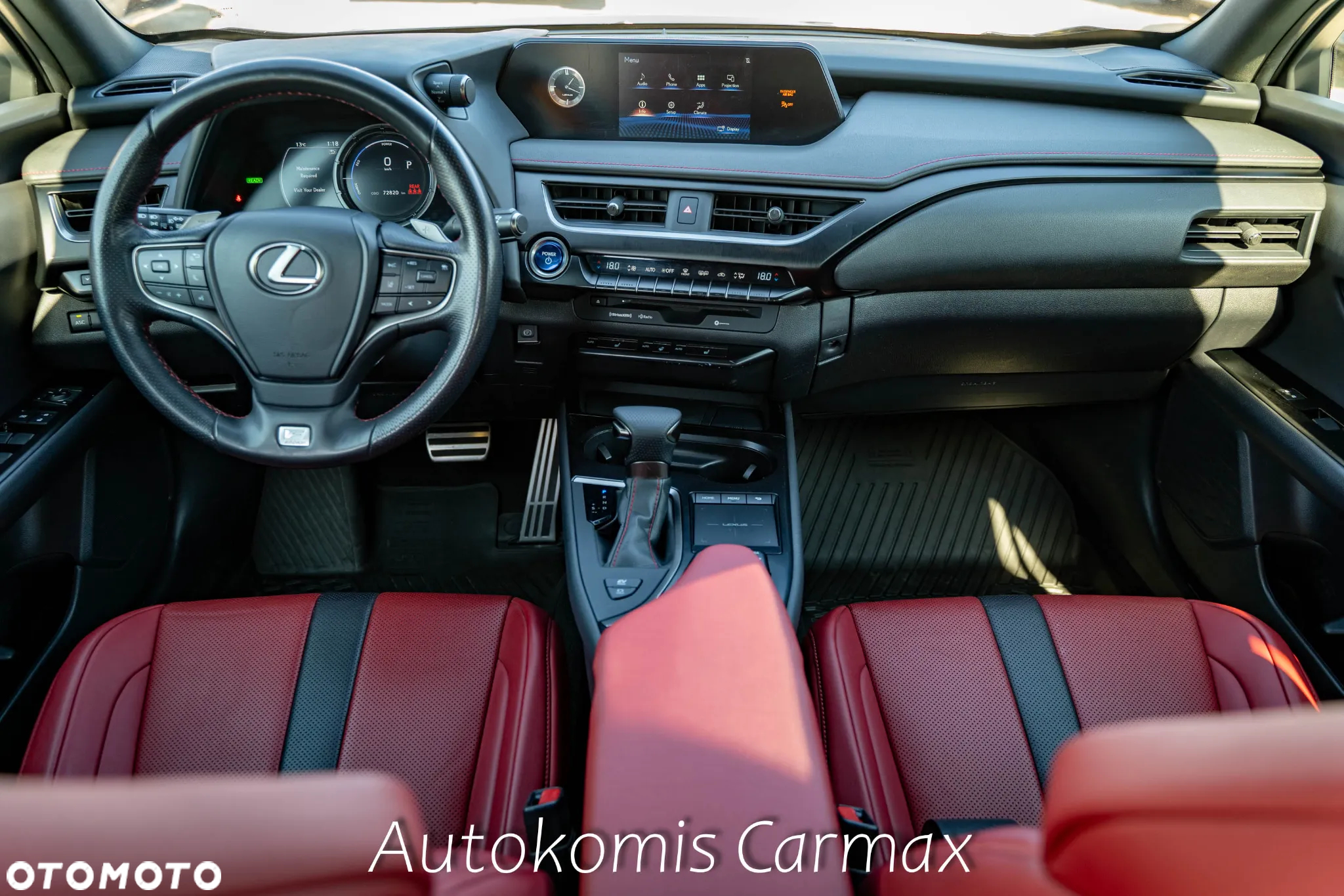 Lexus UX - 12