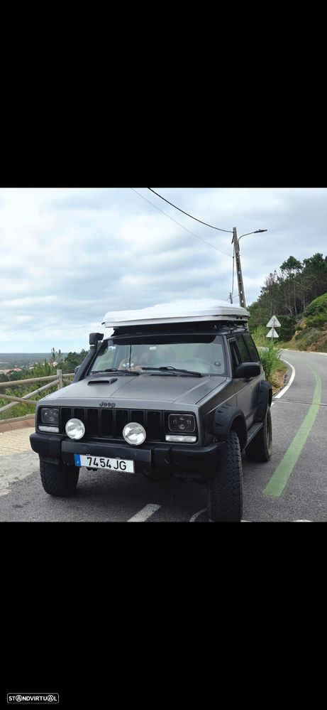 Jeep Cherokee 2.5 TD Classic - 14