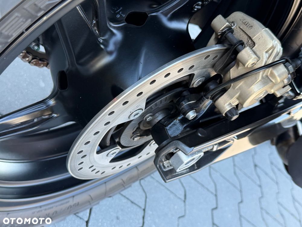 BMW GS - 12