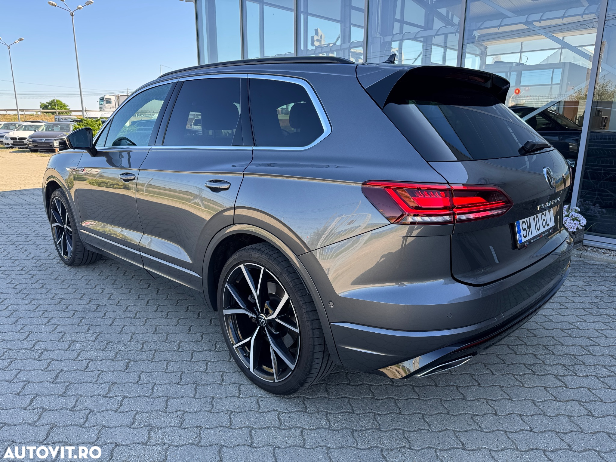Volkswagen Touareg V6 TSI 4MOTION R-Line - 6