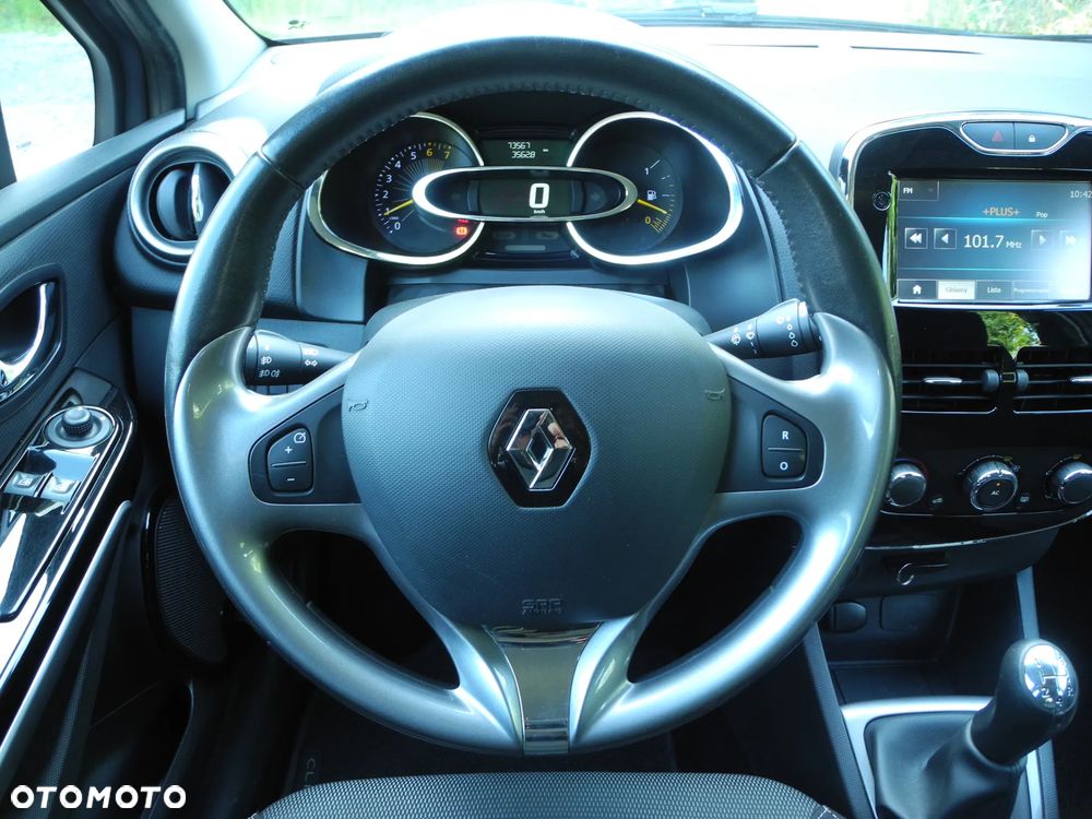 Renault Clio - 7