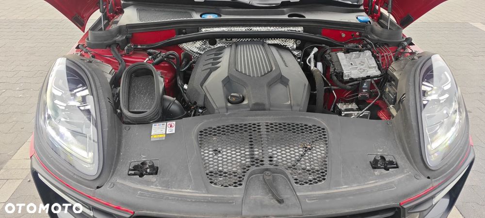 Porsche Macan T - 18