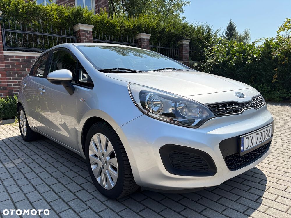Kia Rio 1.2 Attract - 17