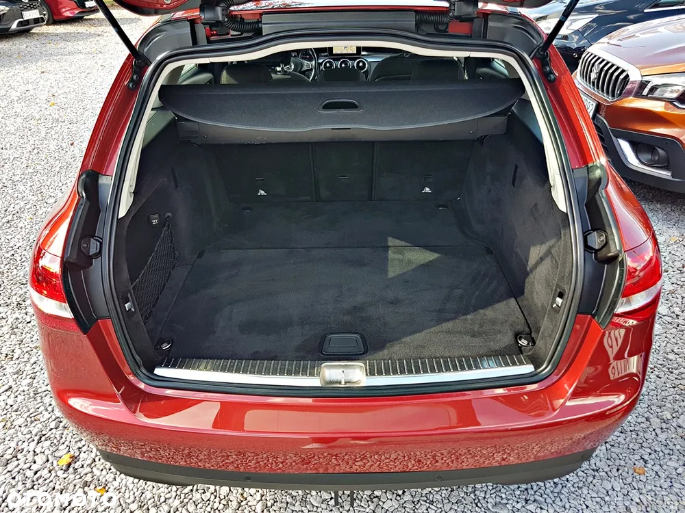 Mercedes-Benz Klasa C 200 (BlueTEC) d T Exclusive - 24