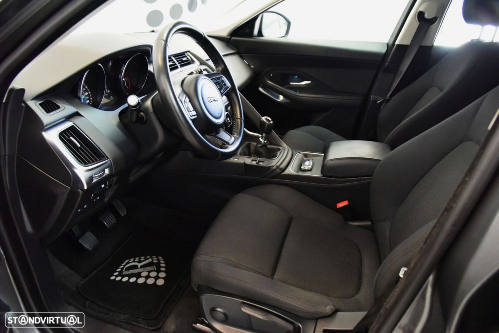 Jaguar E-Pace 2.0 i4D - 12