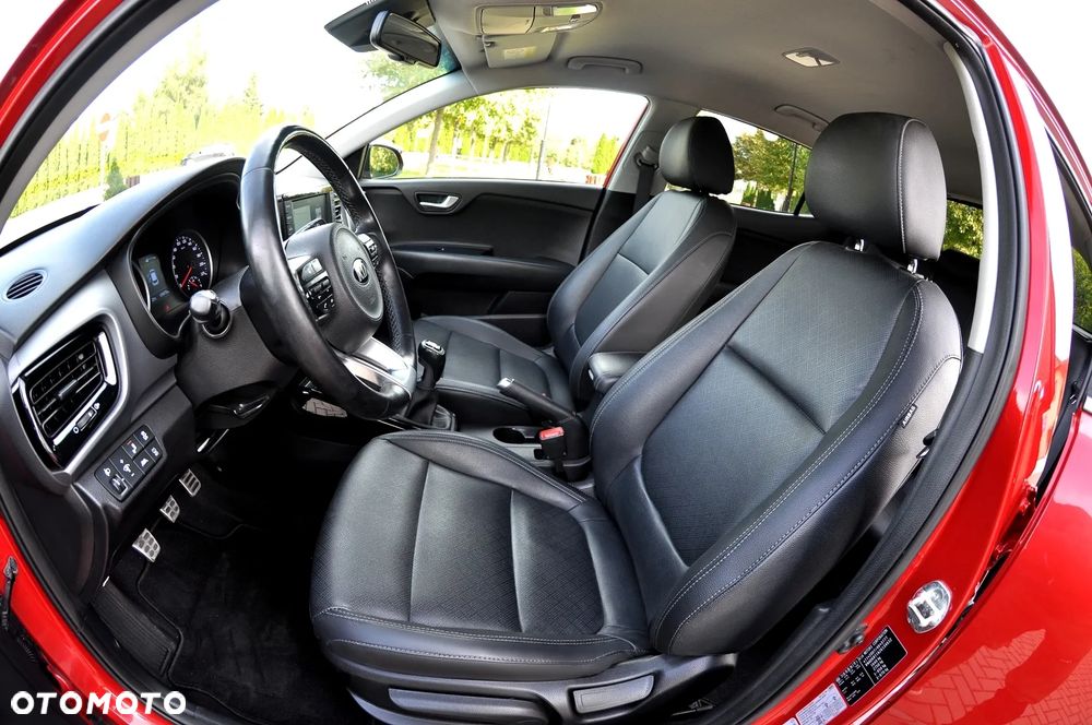 Kia Stonic 1.0 T-GDI 120 Platinum Edition - 17