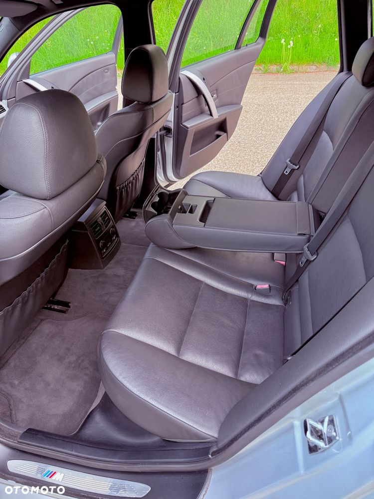 BMW Seria 5 530d - 25