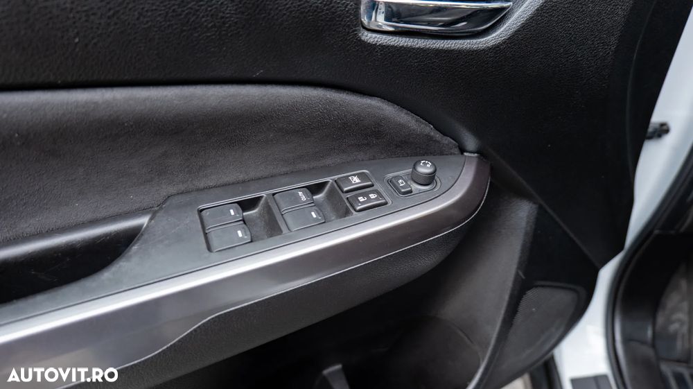 Suzuki Vitara 1.4 Luxus Aut. - 37