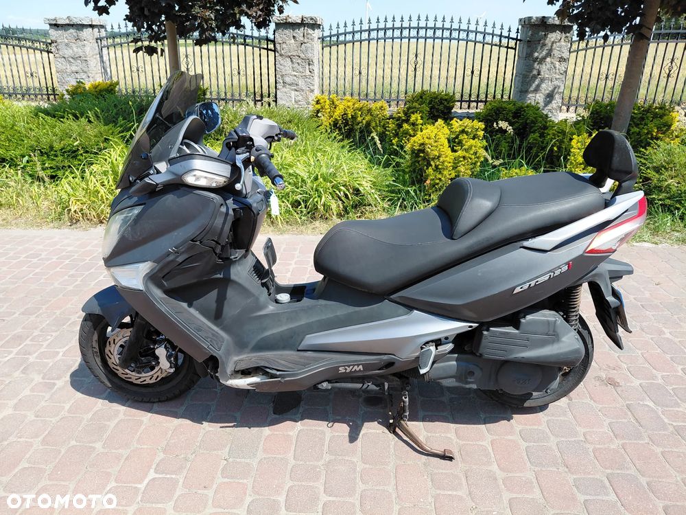 SYM GTS - 3