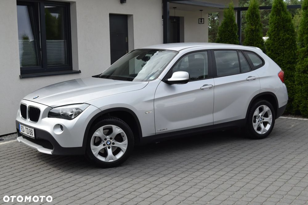 BMW X1 sDrive18i xLine - 4