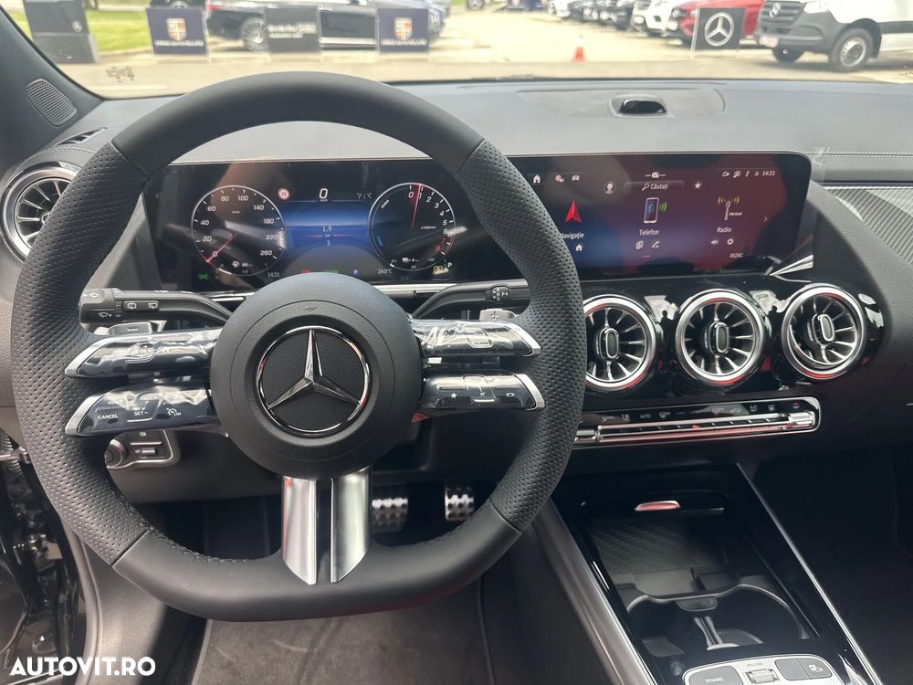 Mercedes-Benz GLA 250 e - 14