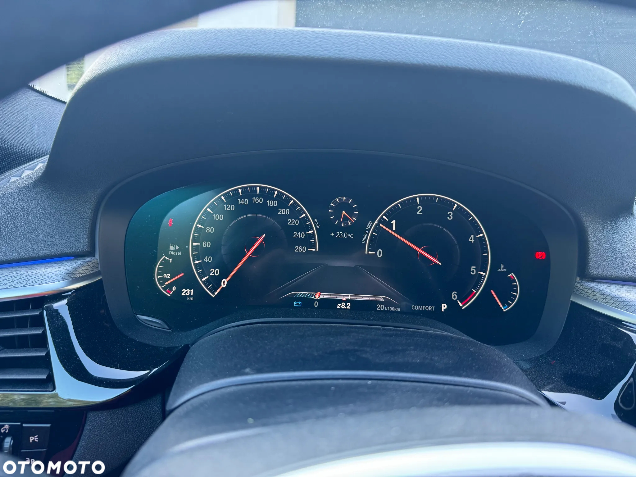 BMW Seria 5 520d xDrive - 12
