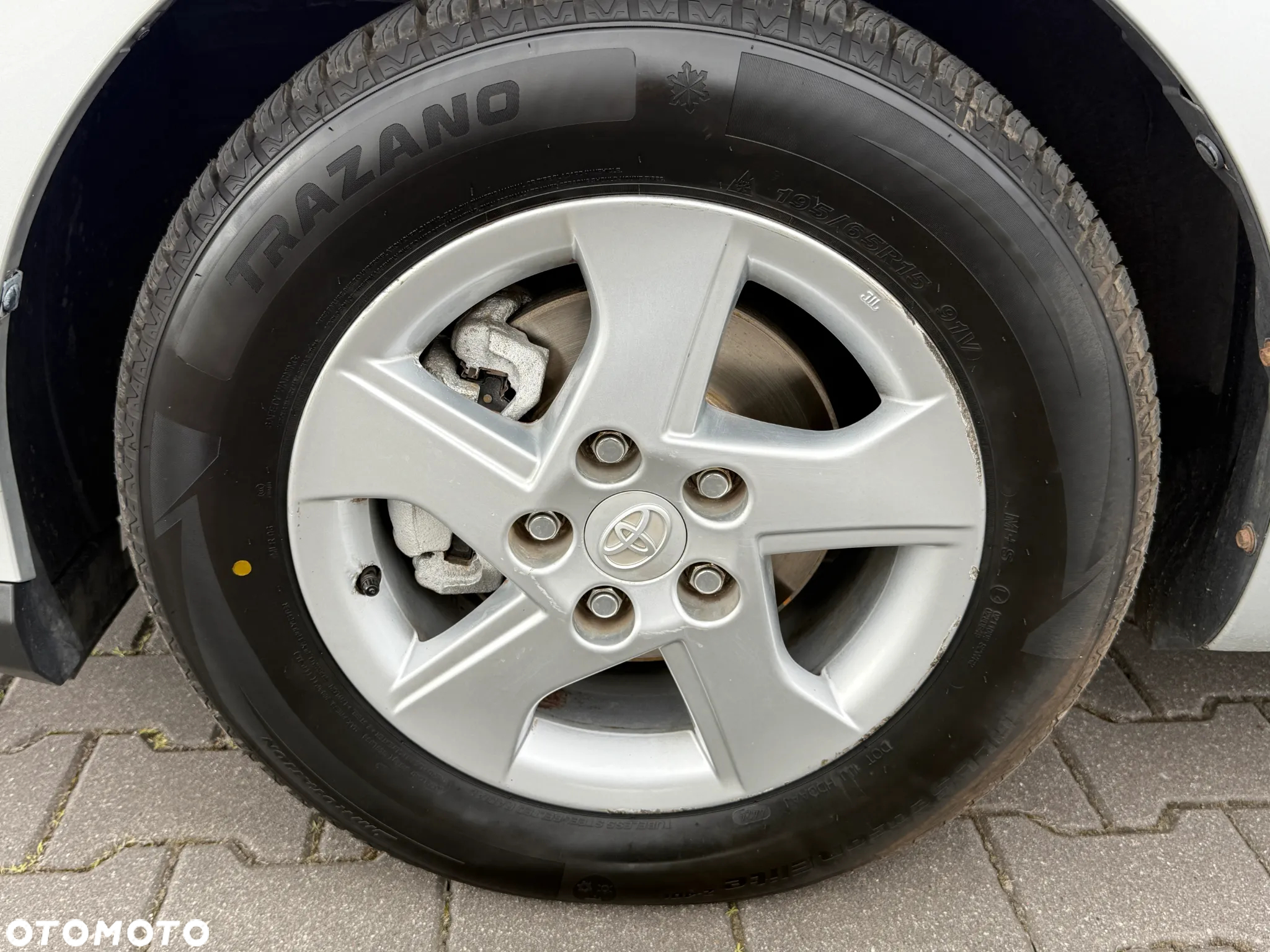 Toyota Auris 1.8 HSD Luna - 28