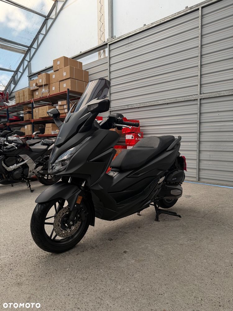 Honda NSS - 2