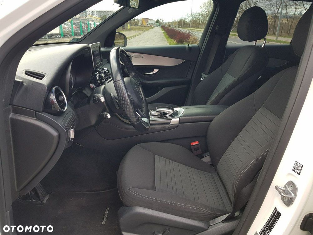 Mercedes-Benz GLC 220 d 4-Matic - 9