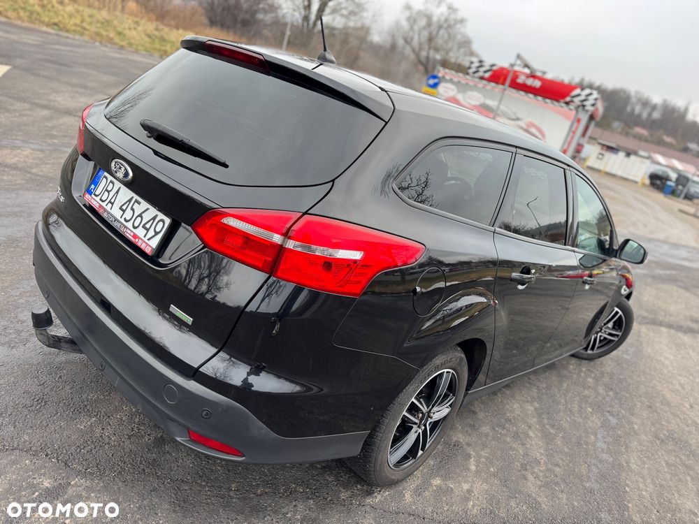 Ford Focus 1.0 EcoBoost Titanium - 3