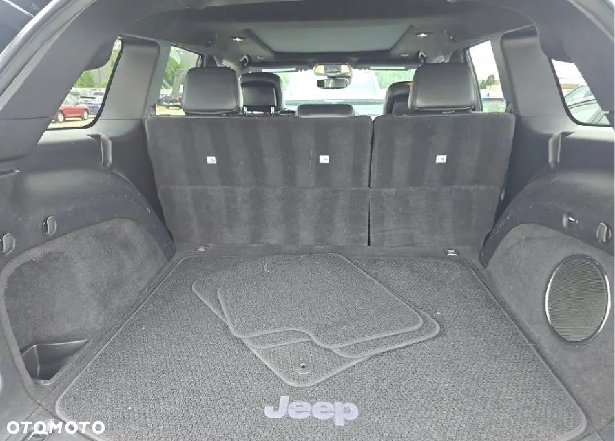 Jeep Grand Cherokee 3.6 V6 Summit - 11