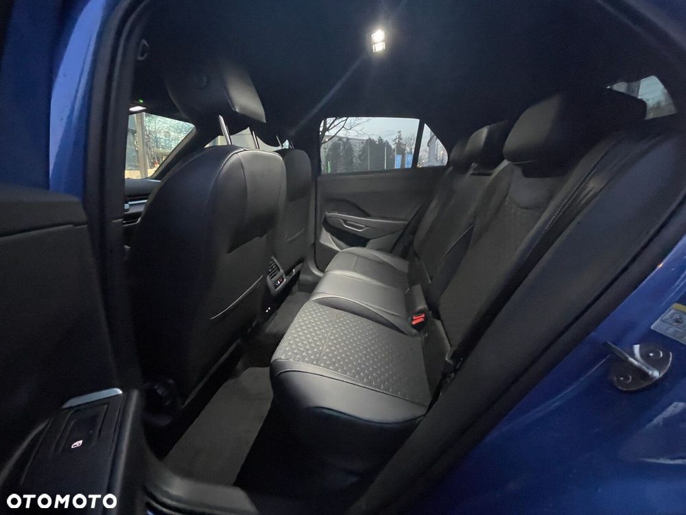 Volkswagen T-Roc 1.5 TSI R-Line DSG - 16