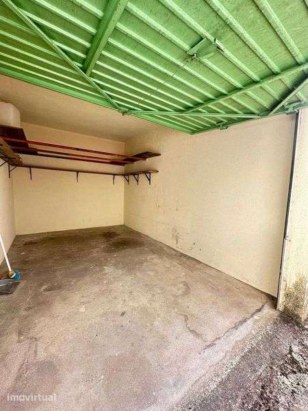 Garagem / box fechada para arrendamento, com potencial de utilização - Grande imagem: 3/3