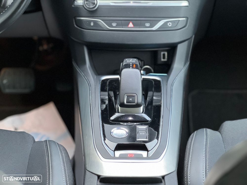 Peugeot 308 1.2 PureTech Allure Full LED EAT8 - 13