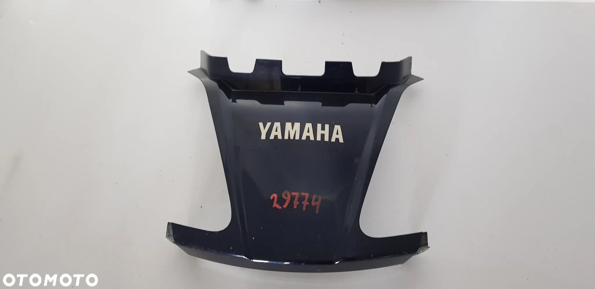 YAMAHA X-MAX 06-09 125 Łącznik Plastik Tył Owiewka - 2