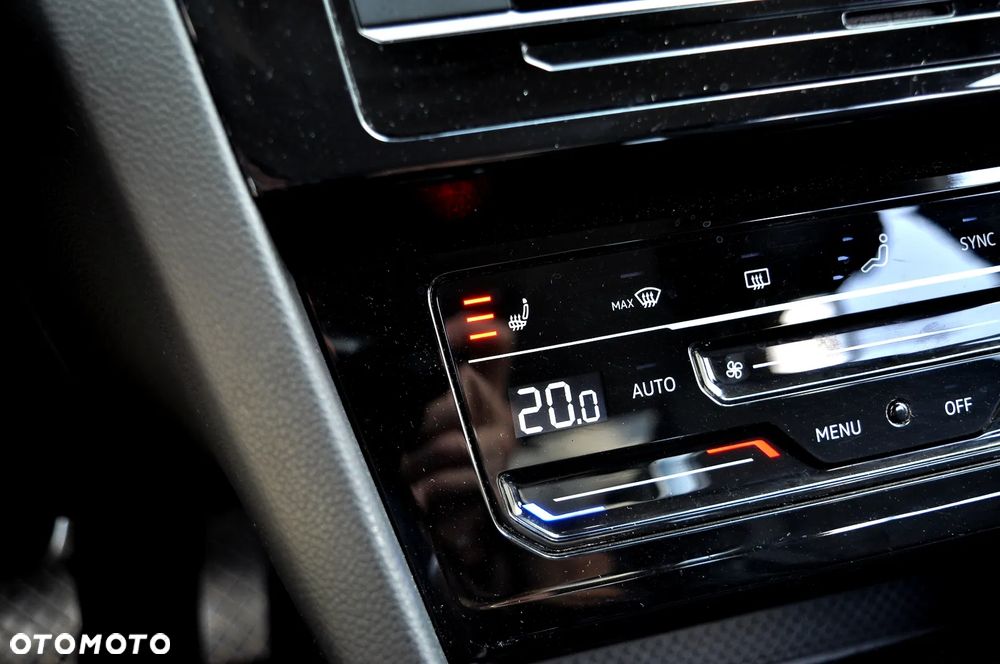 Volkswagen Passat 2.0 TDI EVO Business DSG - 31