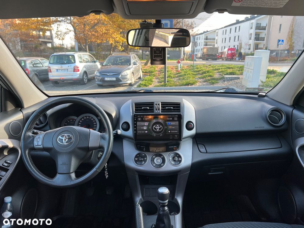 Toyota RAV4 - 14