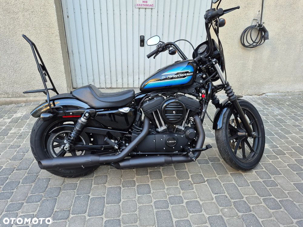 Harley-Davidson Sportster Iron 1200 - 5