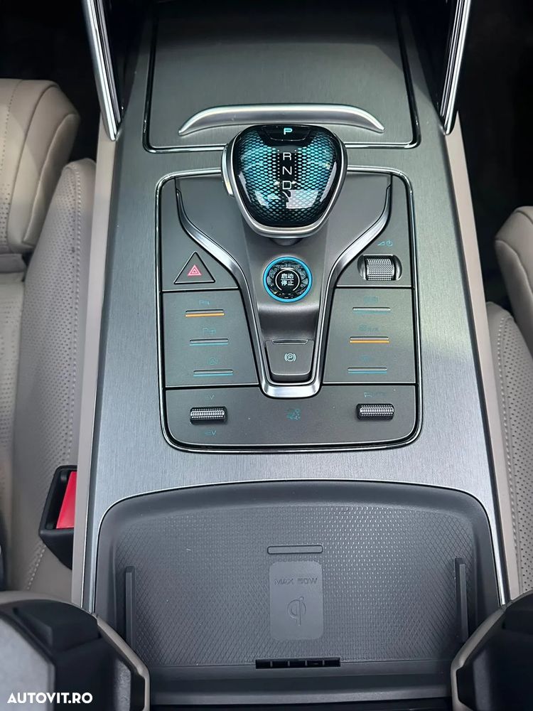 Byd Tang Flagship - 25