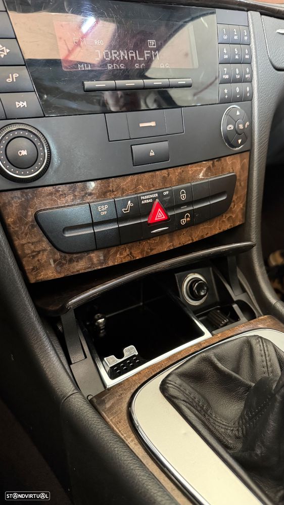 Mercedes-Benz E 220 CDI Avantgarde - 22