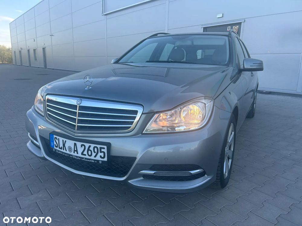 Mercedes-Benz Klasa C 200 (BlueEFFICIENCY) Elegance - 1