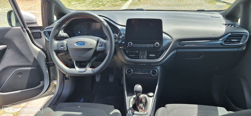 Ford Fiesta 1.0 EcoBoost ST-Line - 11