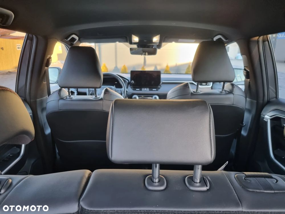 Toyota RAV4 - 5