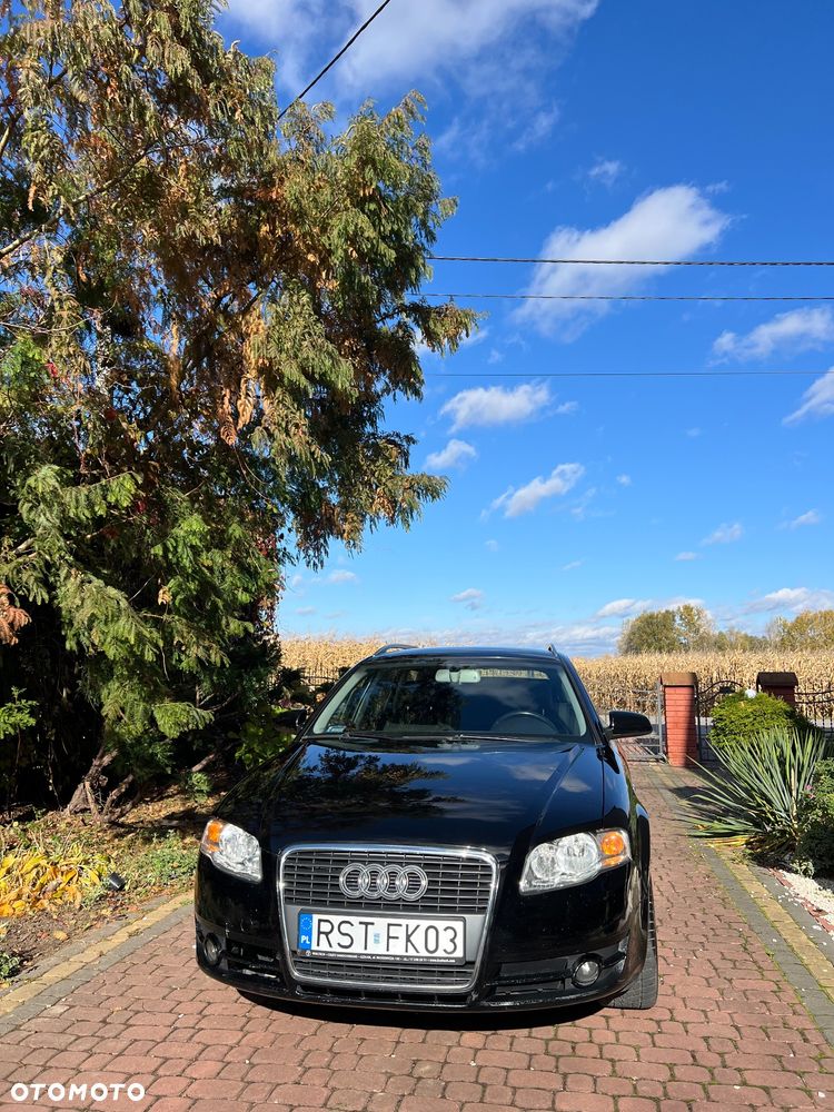 Audi A4 Avant - 1