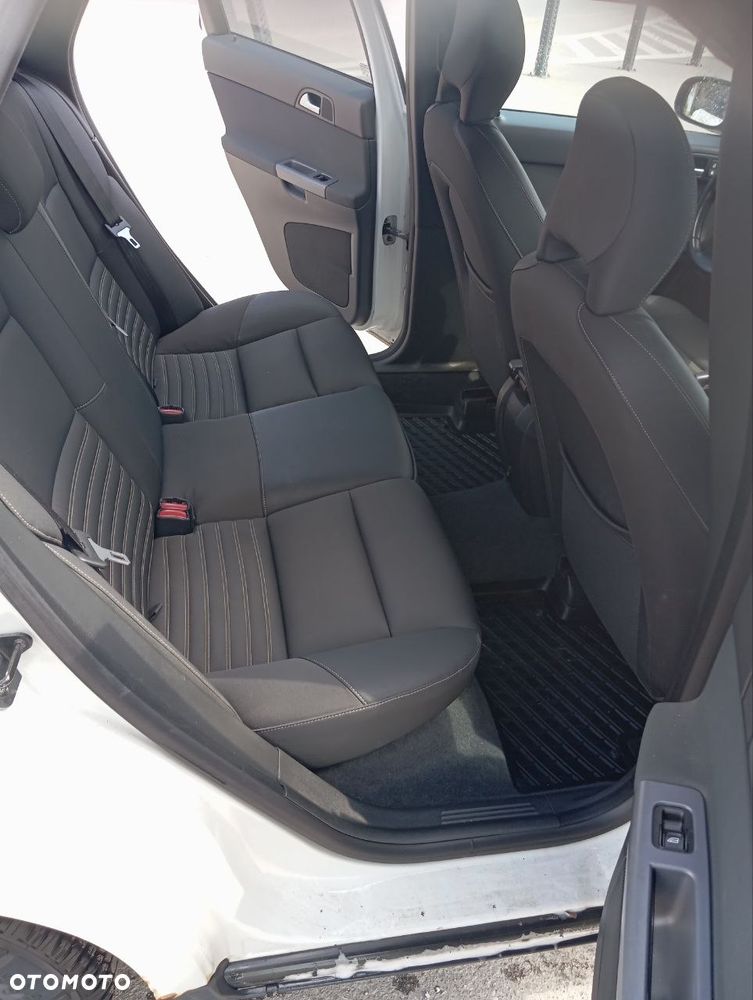Volvo V50 1.8 Kinetic - 16
