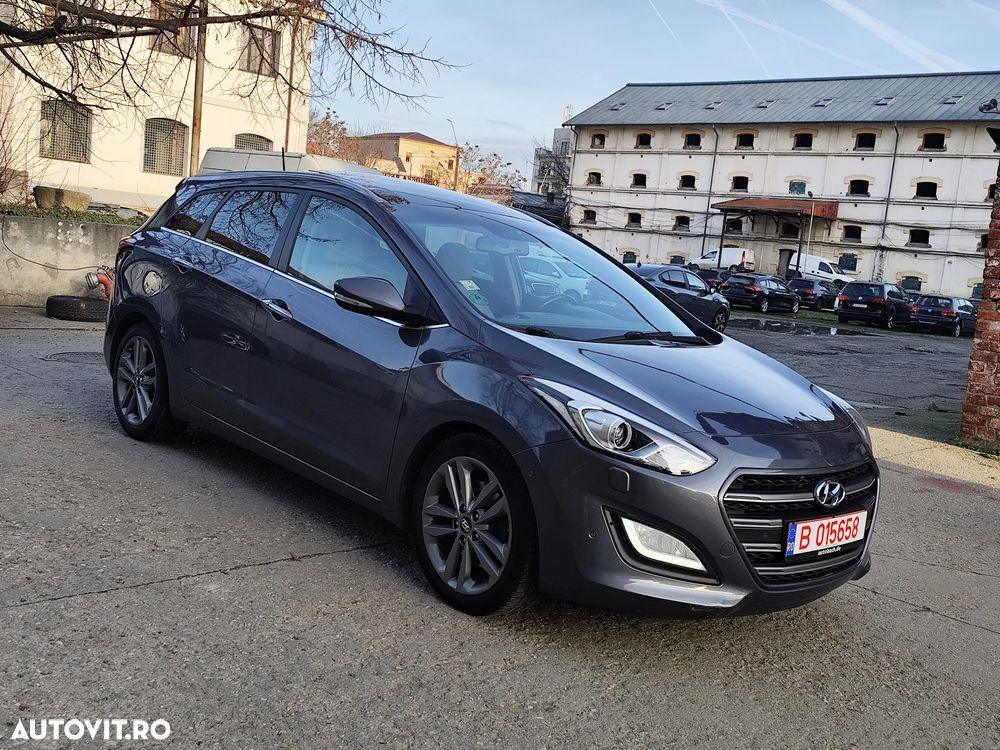 Hyundai i30 blue Kombi 1.6 CRDi DCT Premium - 27