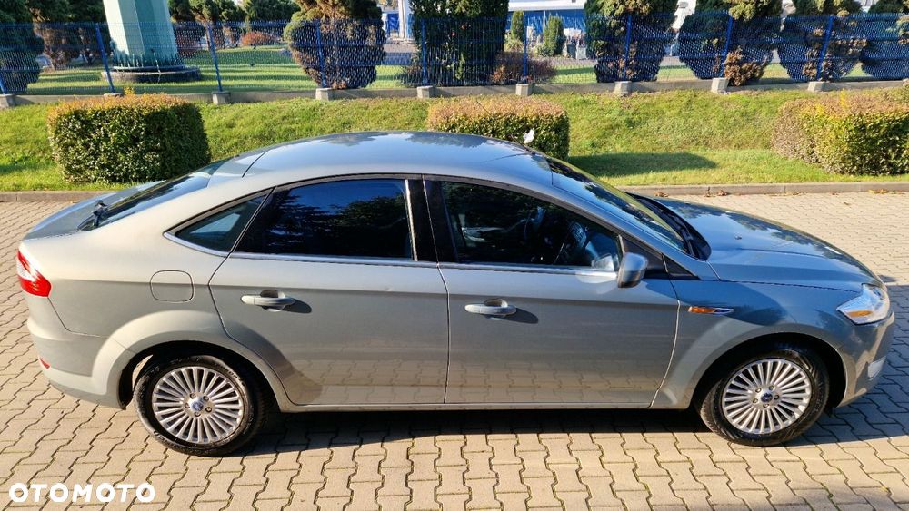 Ford Mondeo - 8