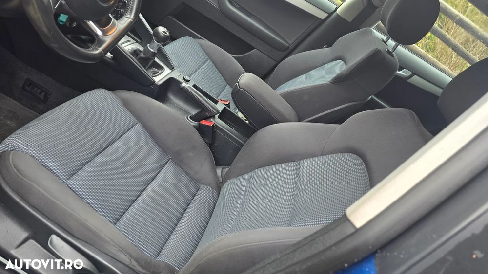 Audi A3 1.9 TDI Sportback DPF S line Sportpaket plus - 7