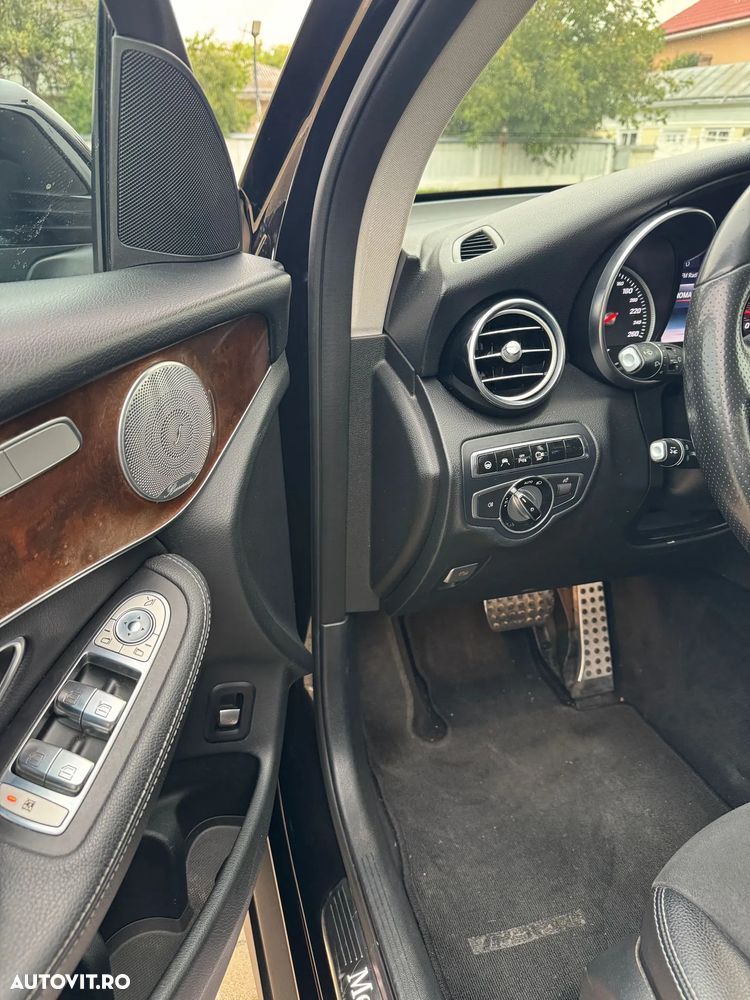 Mercedes-Benz GLC 250 d 4Matic 9G-TRONIC AMG Line - 12