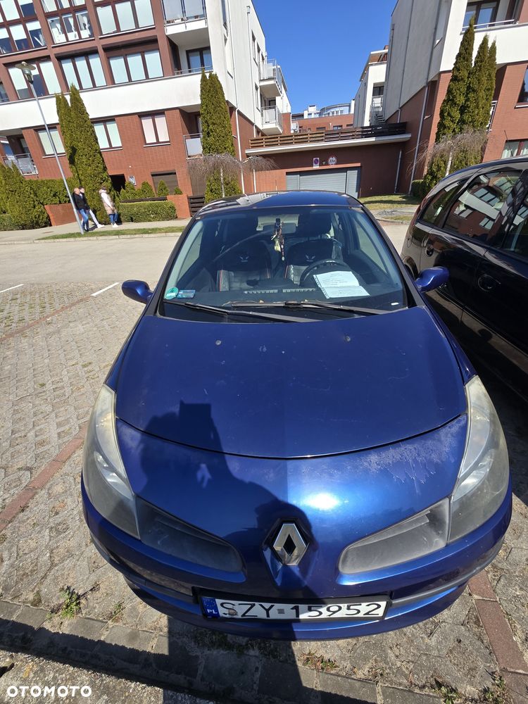 Renault Clio - 2