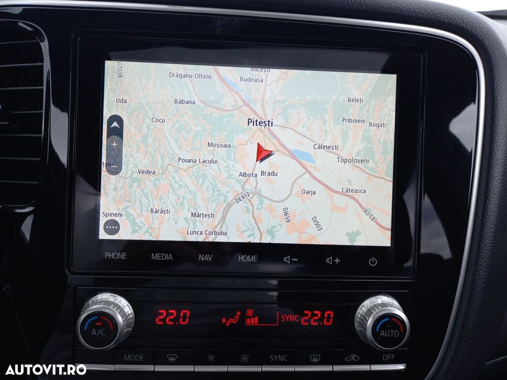 Mitsubishi Outlander 2.4 4WD - 27