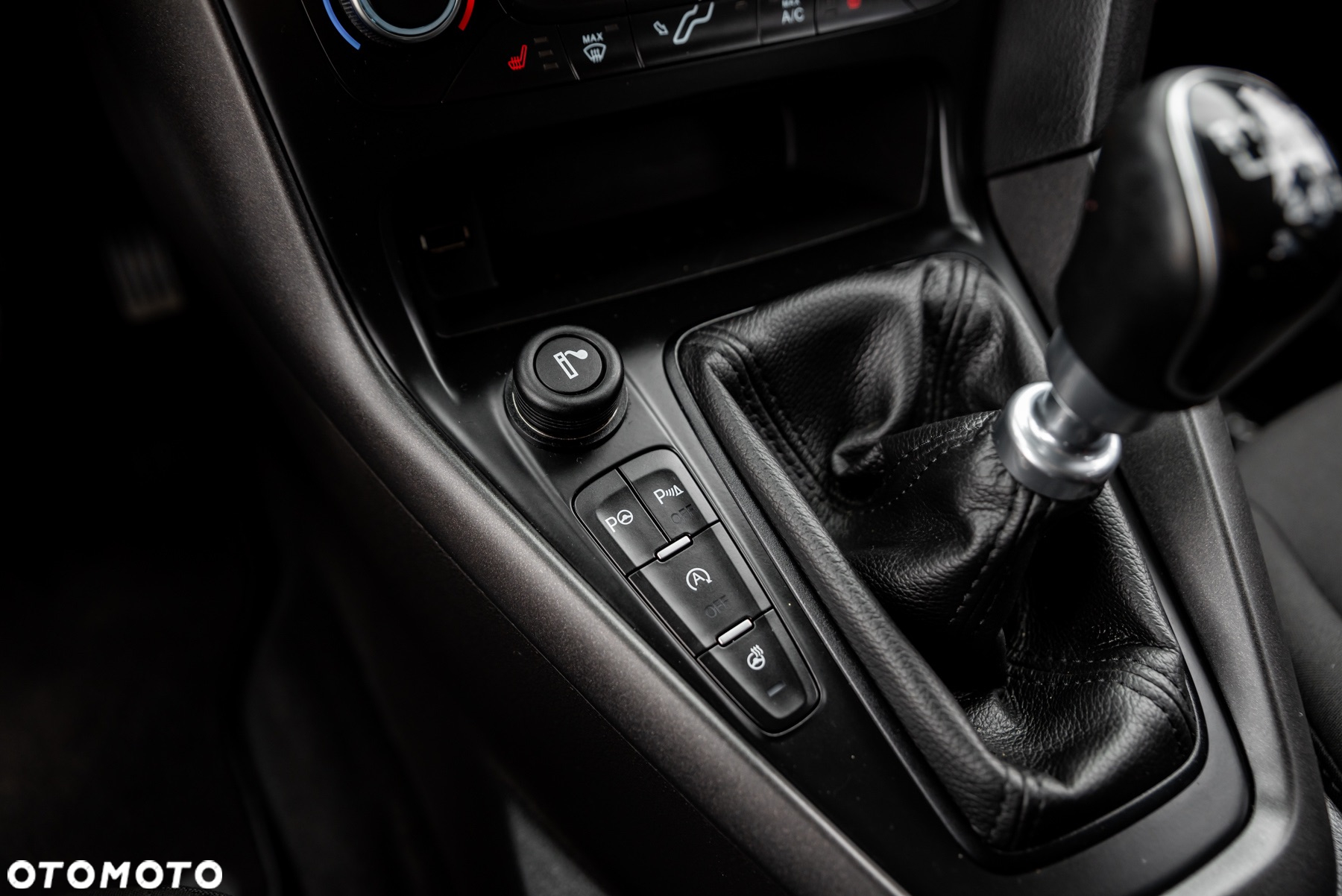 Ford Focus 1.0 EcoBoost Trend - 30