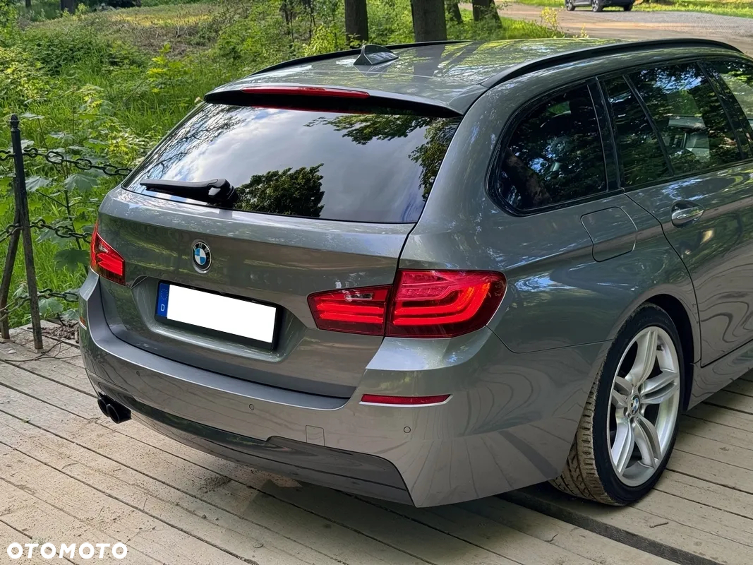 BMW Seria 5 530d Touring Sport-Aut - 11