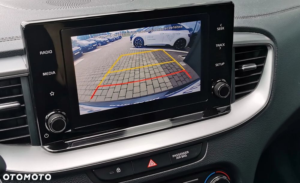 Kia XCeed 1.5 T-GDI M - 12