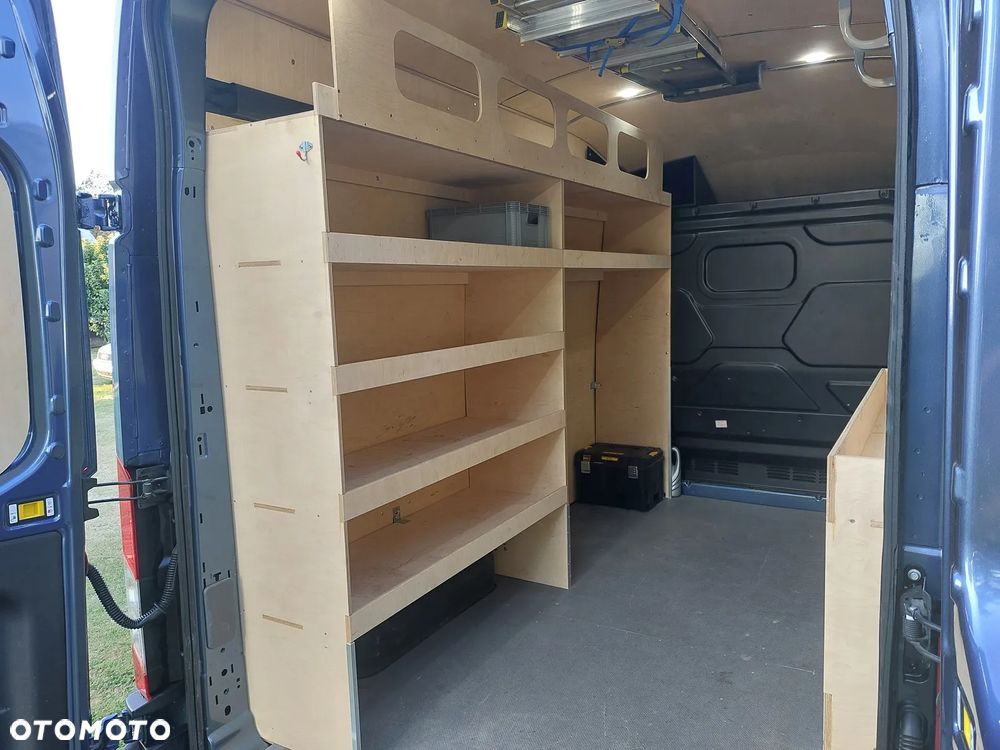 Ford Transit V363 - 11