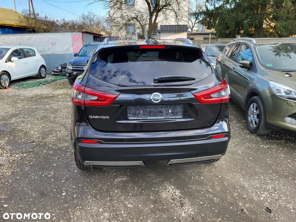 Nissan Qashqai 1.3 DIG-T Tekna+ - 11